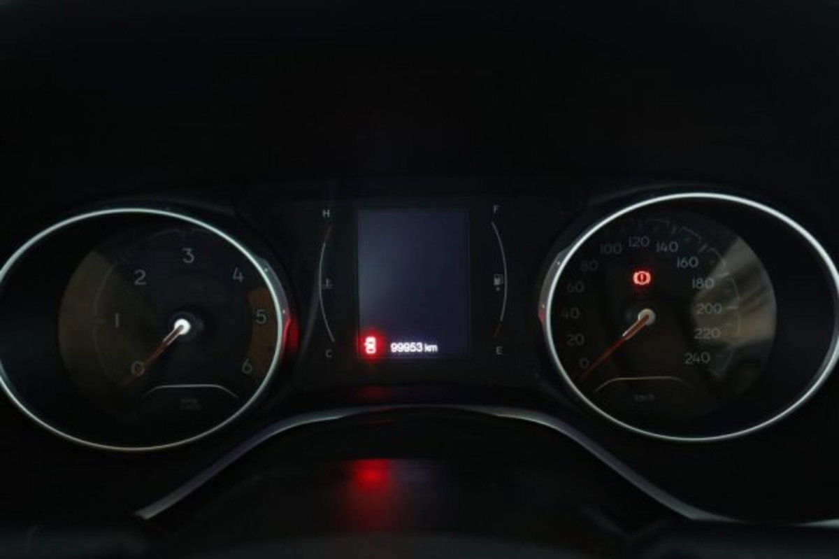 Jeep Compass 1.6 Multijet II 2WD Longitude (7)