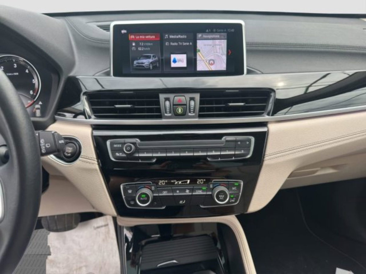 BMW X1 sDrive18d xLine Plus (12)