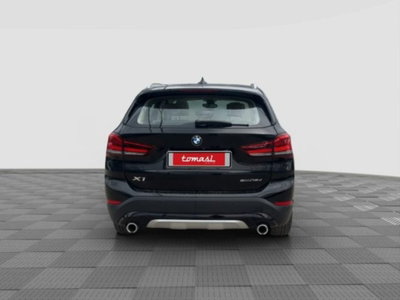 BMW X1 sDrive18d xLine Plus (4)