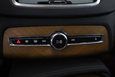 Volvo XC90 B5 (d) AWD automatico 7 posti Plus Bright (14)