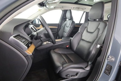 Volvo XC90 B5 (d) AWD automatico 7 posti Plus Bright (2)