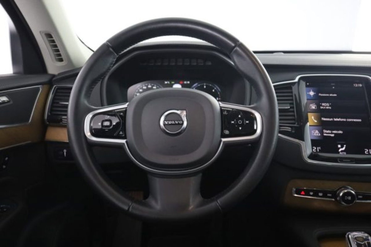 Volvo XC90 B5 (d) AWD automatico 7 posti Plus Bright (6)
