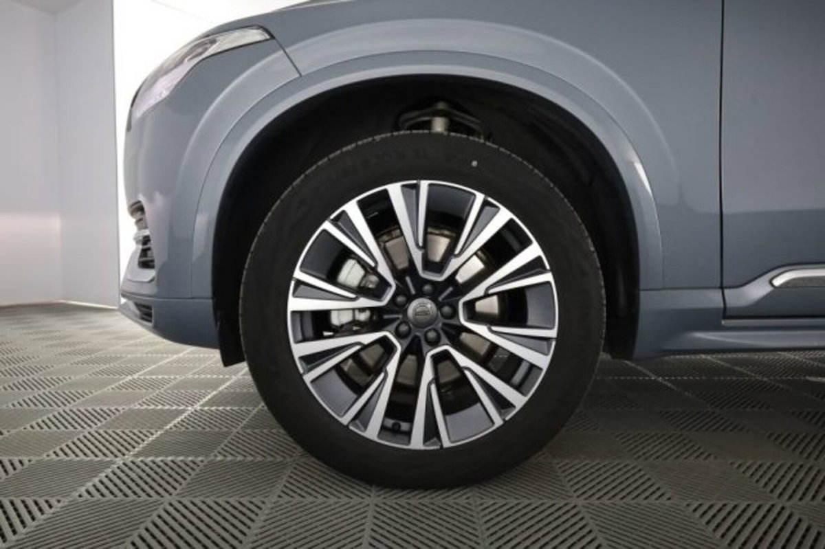 Volvo XC90 B5 (d) AWD automatico 7 posti Plus Bright (9)