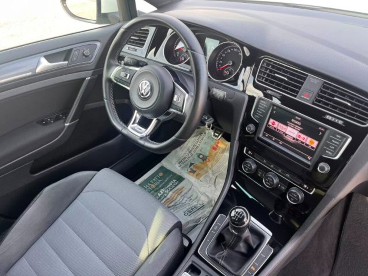 Volkswagen Golf 1.6 TDI 110 CV 5p. Executive BlueMotion Technology (11)