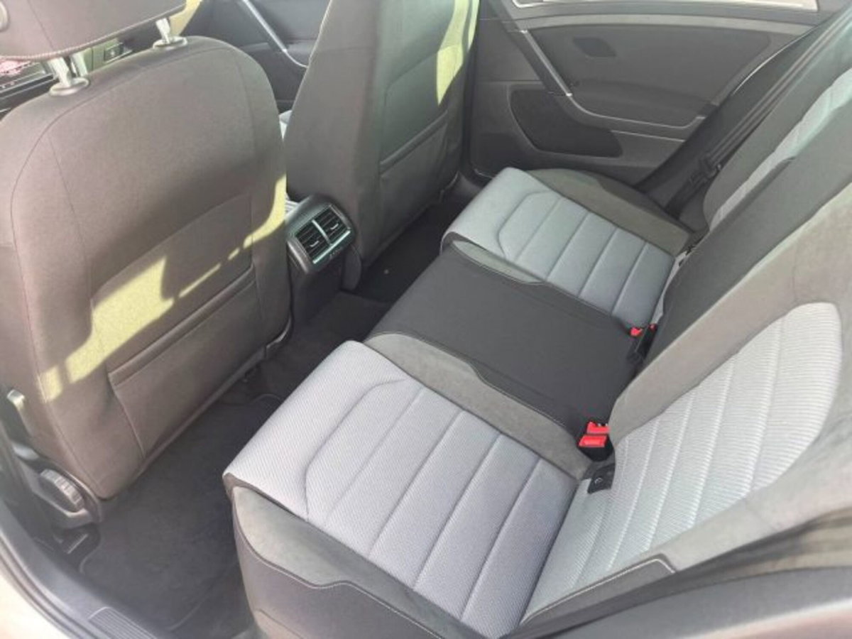 Volkswagen Golf 1.6 TDI 110 CV 5p. Executive BlueMotion Technology (9)