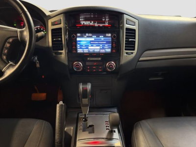 Mitsubishi Pajero 3.2 DI-D 16V aut. 5p. Instyle DPF (13)