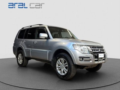 Mitsubishi Pajero 3.2 DI-D 16V aut. 5p. Instyle DPF (8)