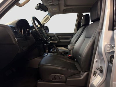 Mitsubishi Pajero 3.2 DI-D 16V aut. 5p. Instyle DPF (9)