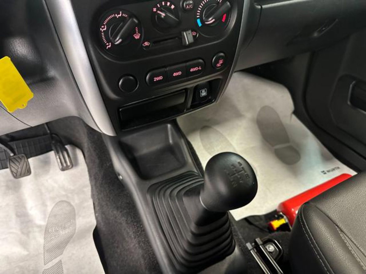 Suzuki Jimny 1.3 4WD Evolution (13)
