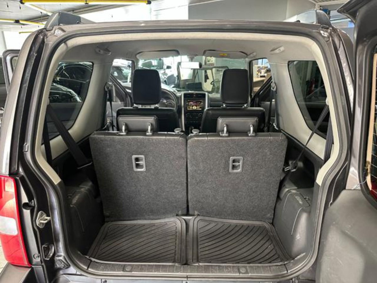 Suzuki Jimny 1.3 4WD Evolution (14)