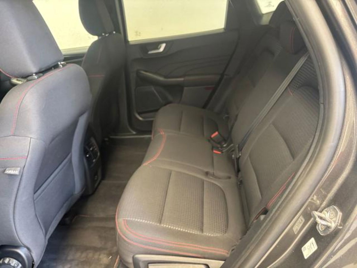 Ford Kuga 2.5 Plug In Hybrid 225 CV CVT 2WD ST-Line (8)