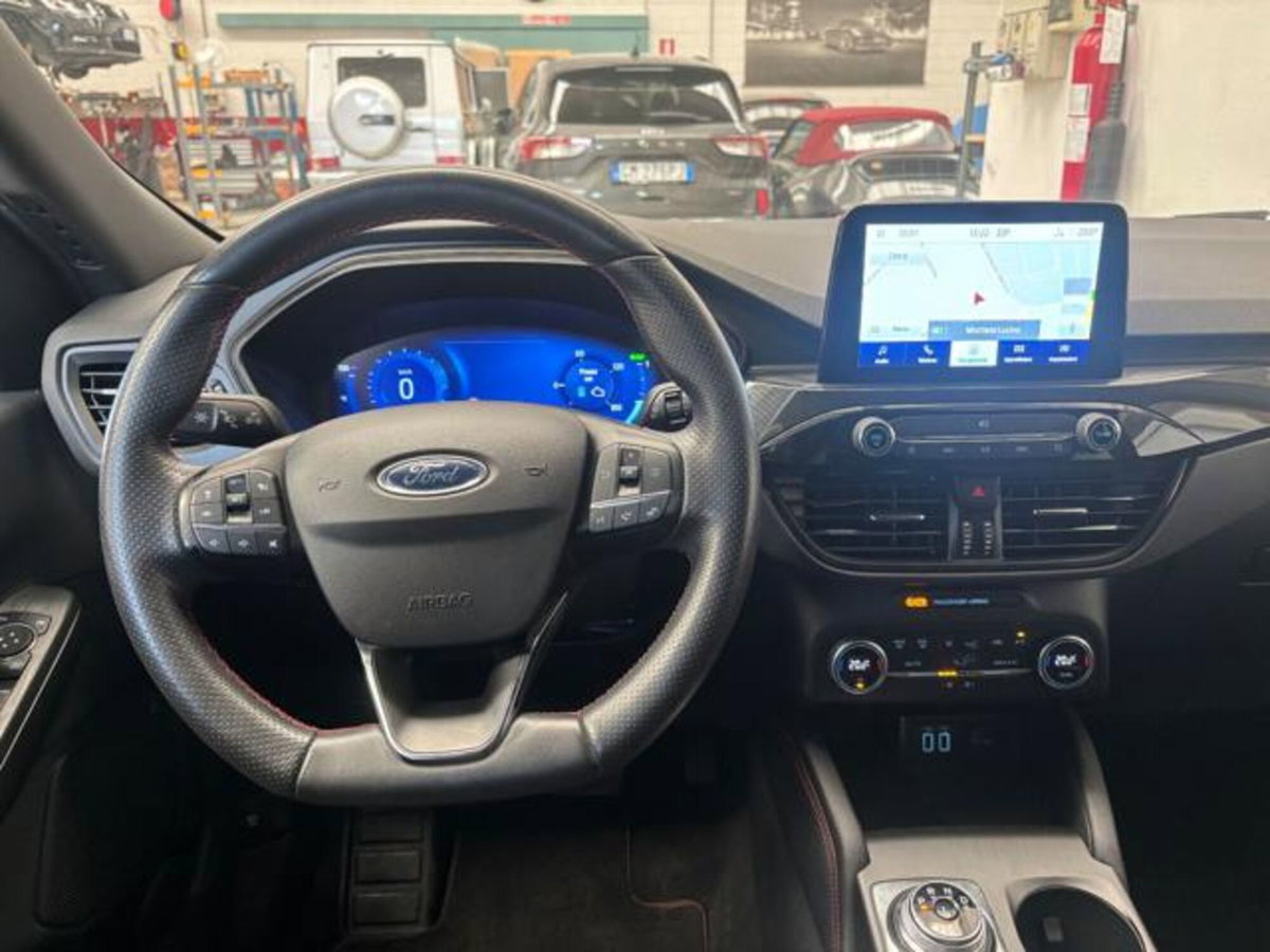 Ford Kuga 2.5 Plug In Hybrid 225 CV CVT 2WD ST-Line (9)
