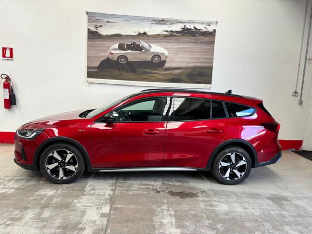 Ford Focus Station Wagon 1.0 EcoBoost Hybrid 125 CV Powershift SW Active X