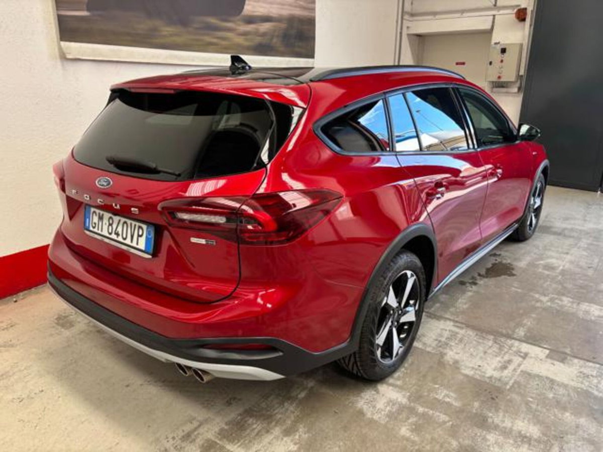 Ford Focus Station Wagon 1.0 EcoBoost Hybrid 125 CV Powershift SW Active X (12)