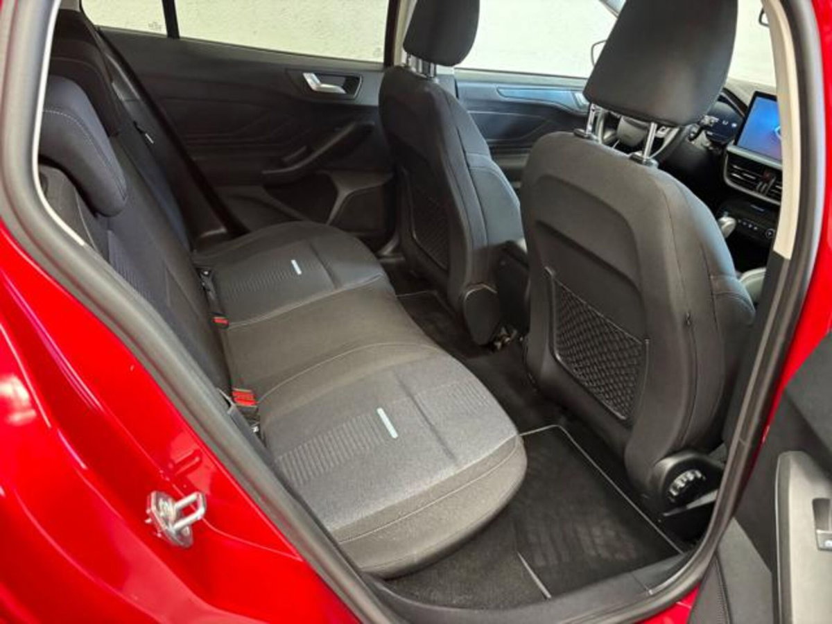 Ford Focus Station Wagon 1.0 EcoBoost Hybrid 125 CV Powershift SW Active X (14)