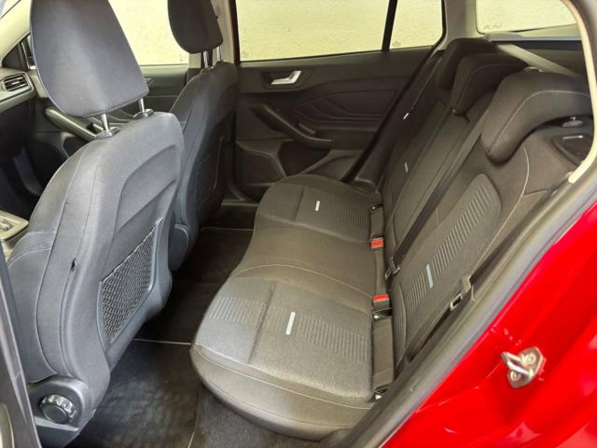 Ford Focus Station Wagon 1.0 EcoBoost Hybrid 125 CV Powershift SW Active X (6)