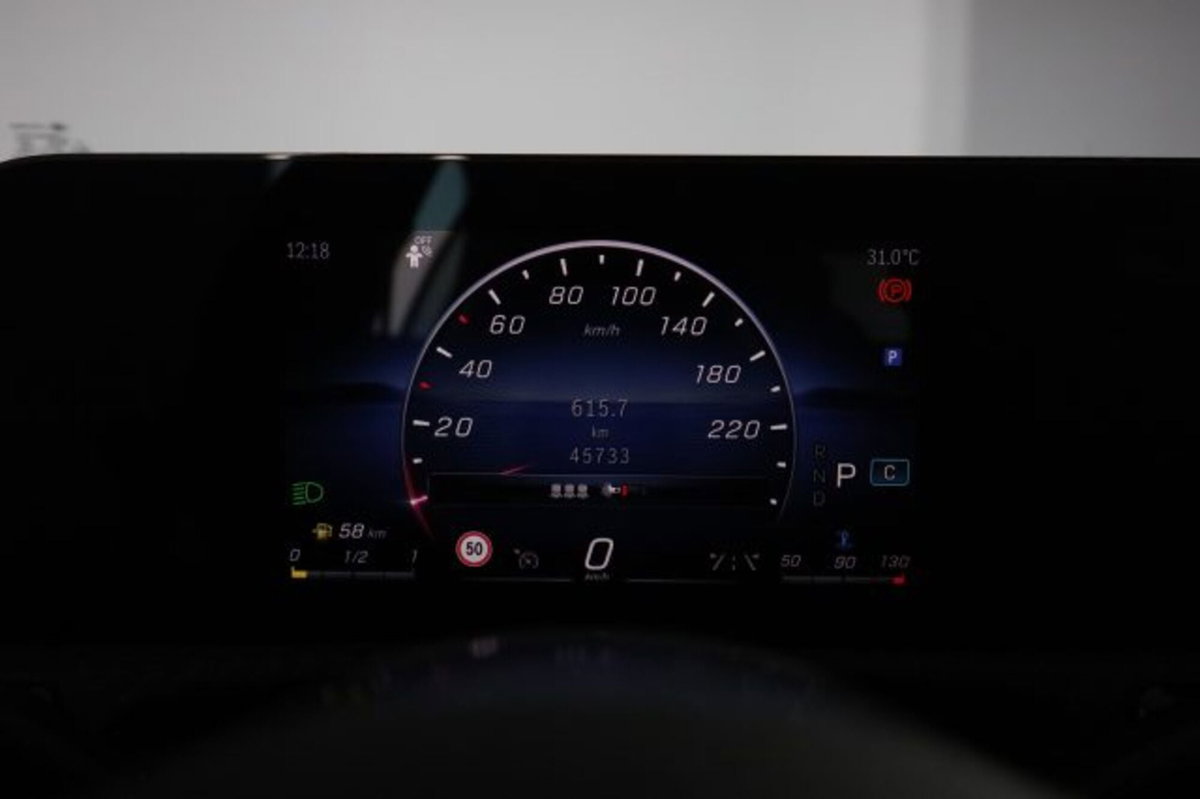 Mercedes-Benz Classe A 180 d Automatic Premium (7)