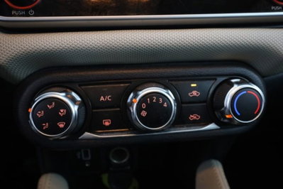 Nissan Micra dCi 90 5 porte Acenta (10)