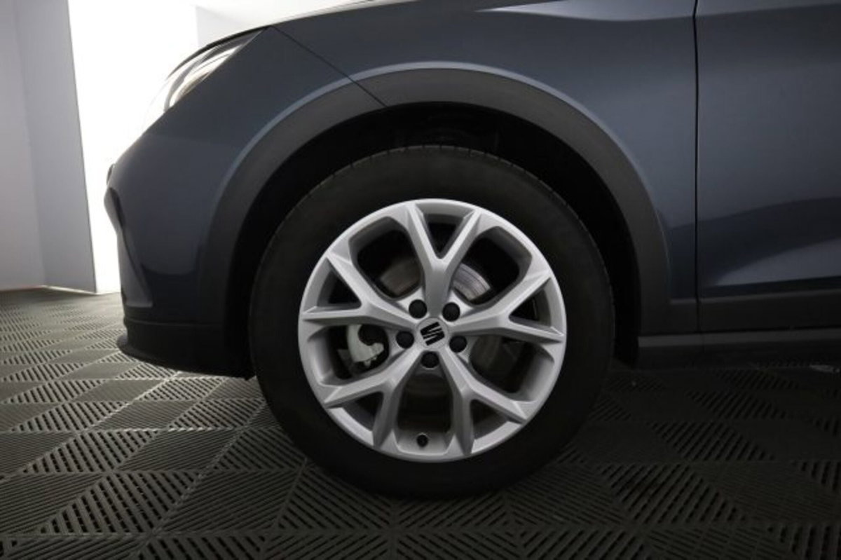 SEAT Arona 1.0 EcoTSI 115 CV DSG FR (8)