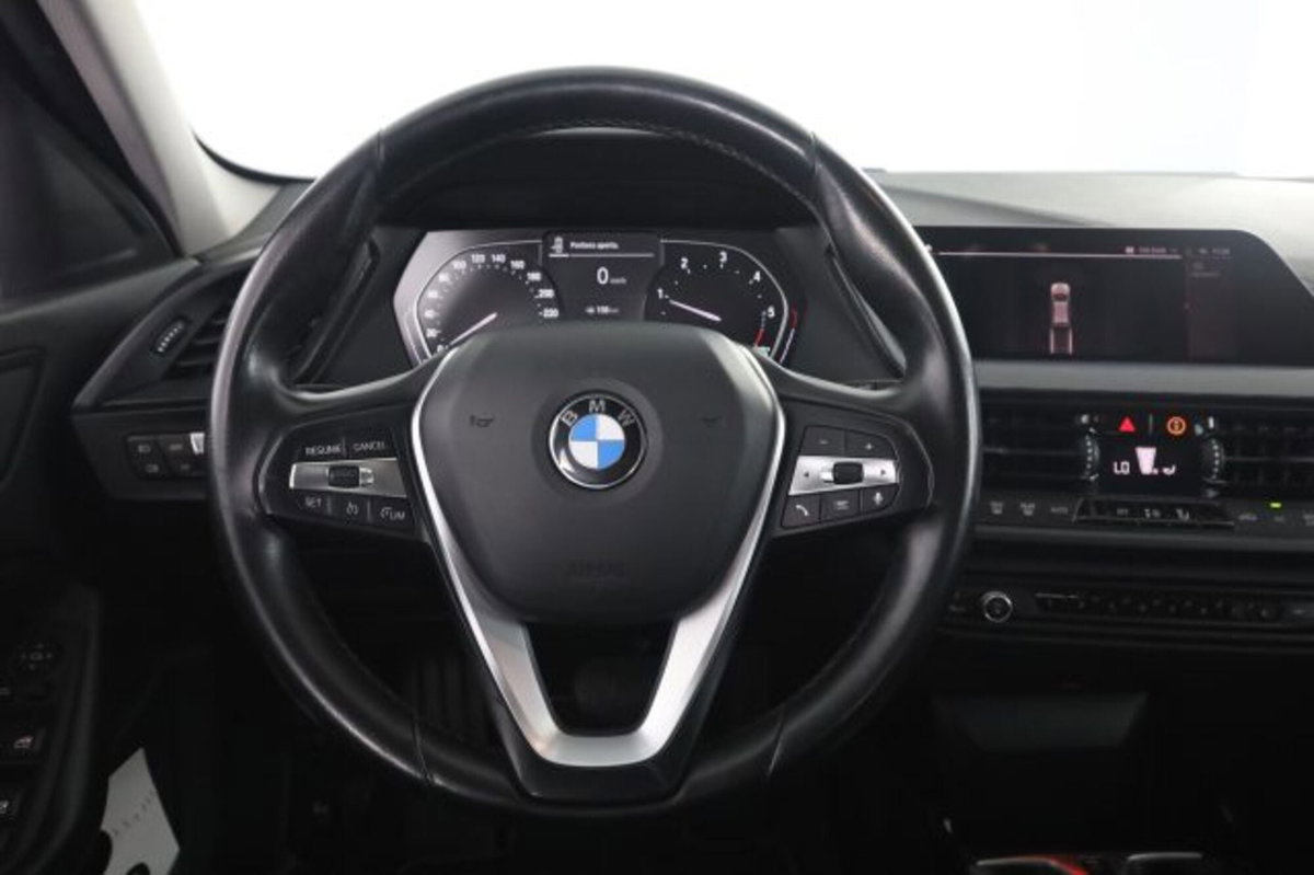 BMW Serie 1 116d 2.0 116CV cat 5 porte Attiva DPF (5)