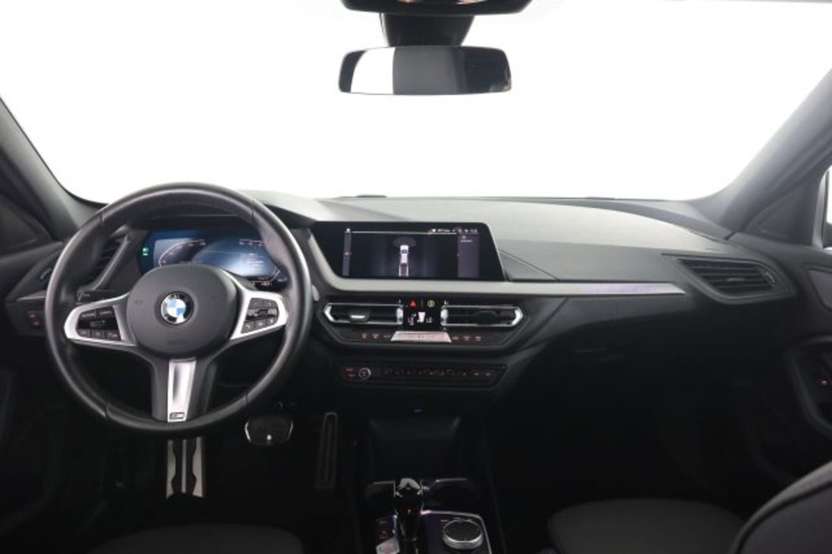 BMW Serie 1 116d 2.0 116CV cat 5 porte Attiva DPF (4)