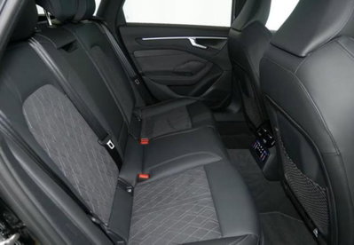 Audi A4 Avant 40 TDI S tronic S line edition (6)