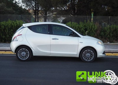 Lancia Ypsilon 1.2 69 CV 5 porte Silver (17)