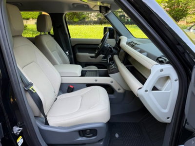 Land Rover Defender 110 3.0d i6 mhev X-Dynamic SE awd 200cv auto (6)
