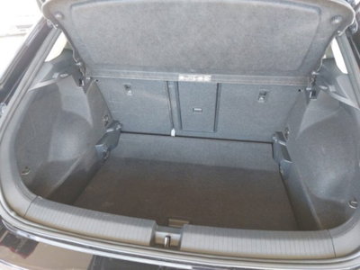 Volkswagen T-Roc 2.0 TDI SCR Business BlueMotion Technology (8)