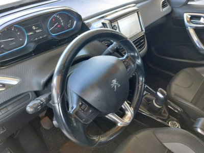 Peugeot 2008 100 S&S Allure (14)