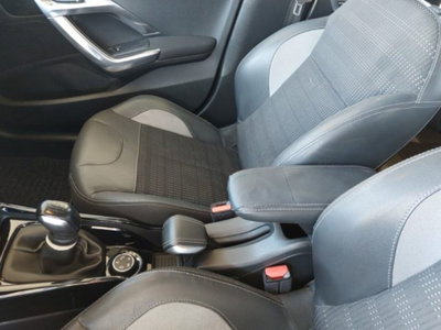 Peugeot 2008 100 S&S Allure (15)