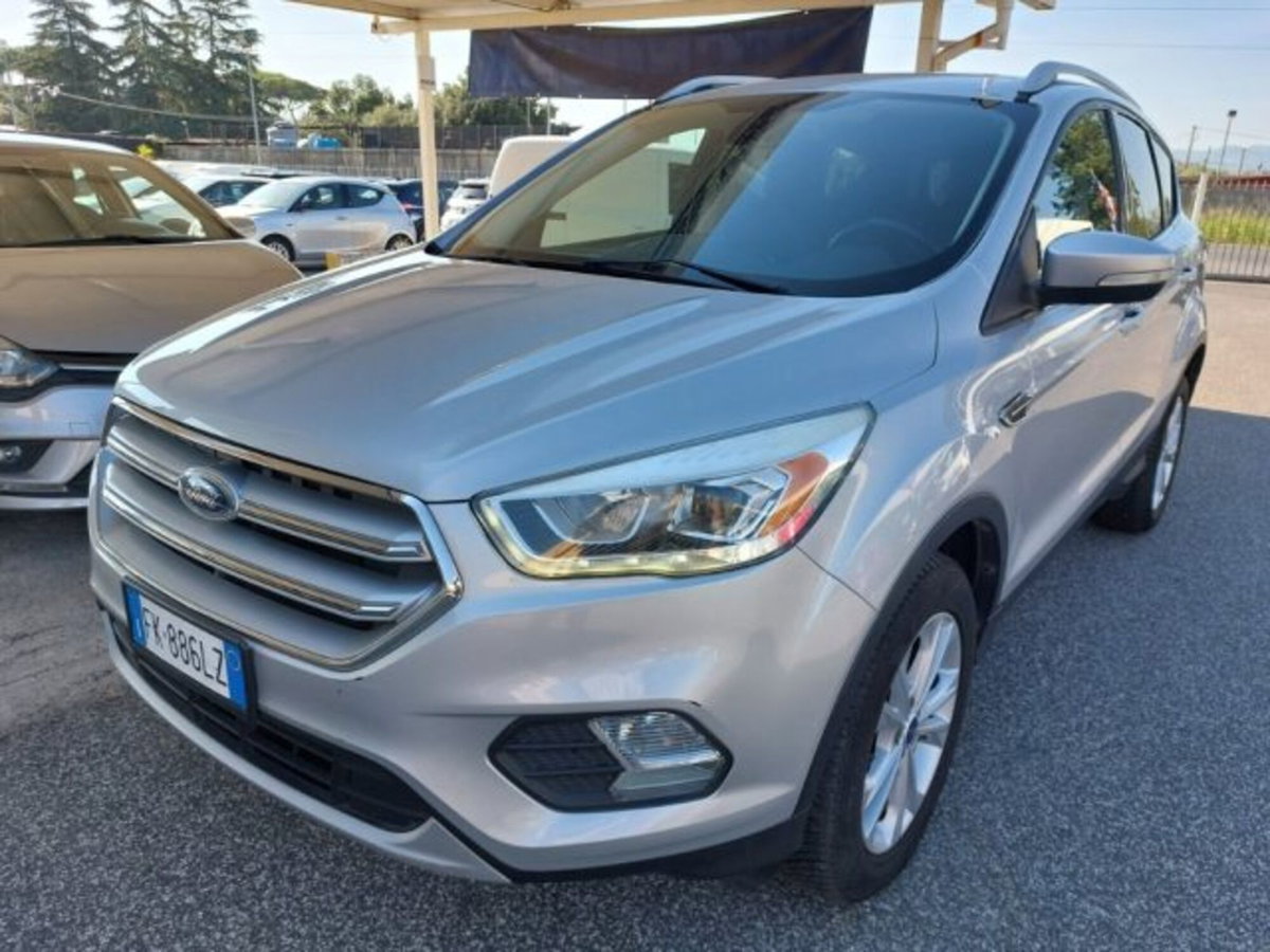 Ford Kuga 1.5 TDCI 120 CV S&S 2WD Titanium (3)