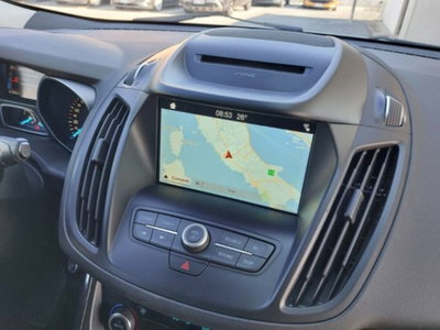 Ford Kuga 1.5 TDCI 120 CV S&S 2WD Titanium (8)