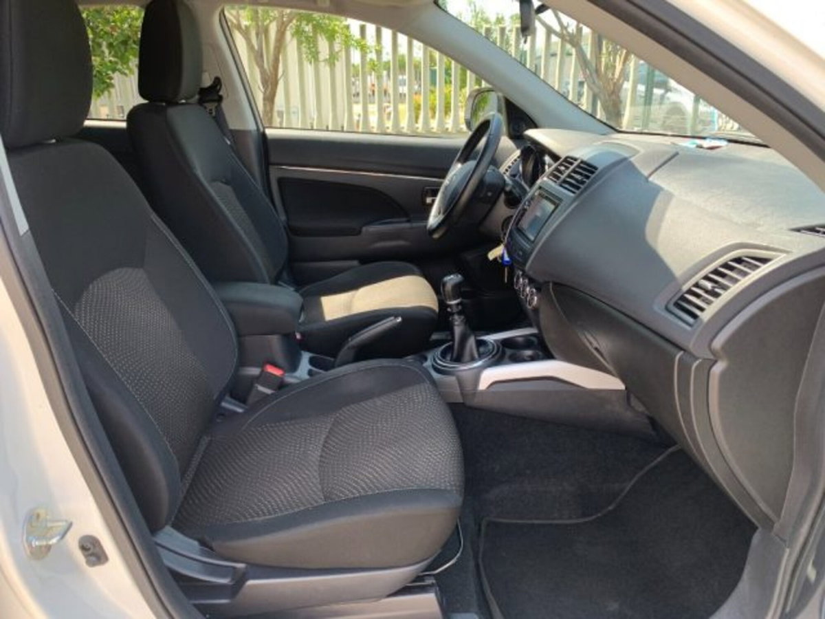 Mitsubishi ASX 1.8 DI-D 150 CV 4WD Intense ClearTec Panoramic (12)