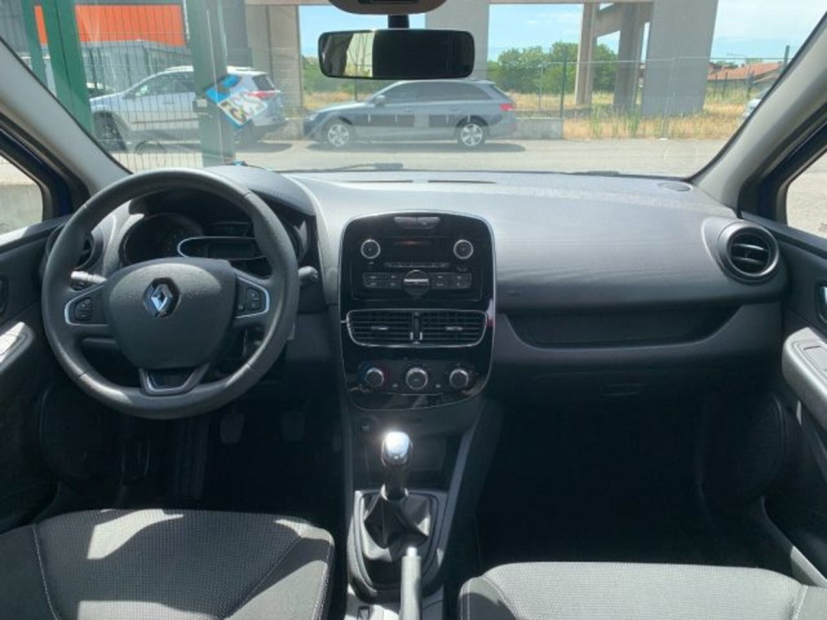 Renault Clio 1.2 75CV 5 porte Life (13)