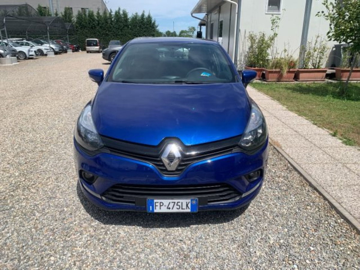 Renault Clio 1.2 75CV 5 porte Life (2)