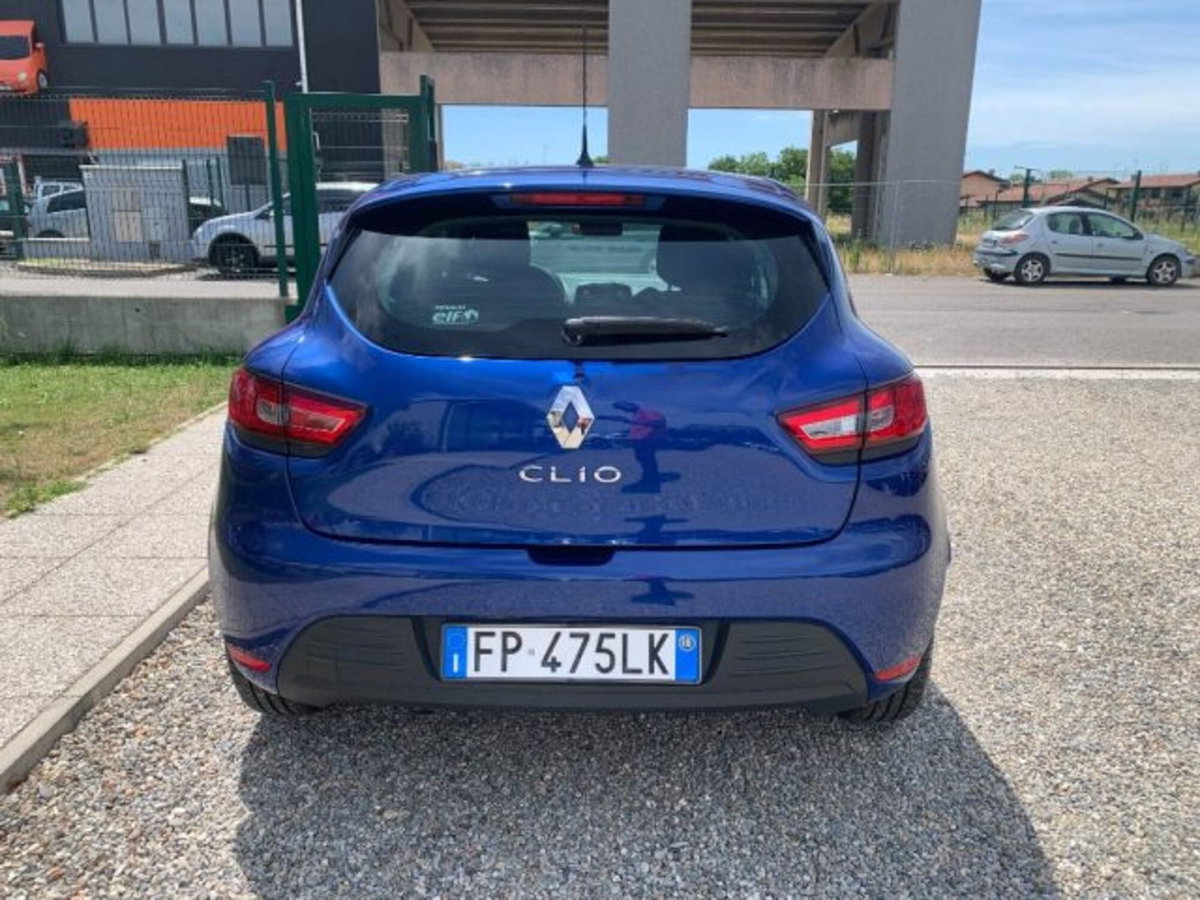 Renault Clio 1.2 75CV 5 porte Life (6)