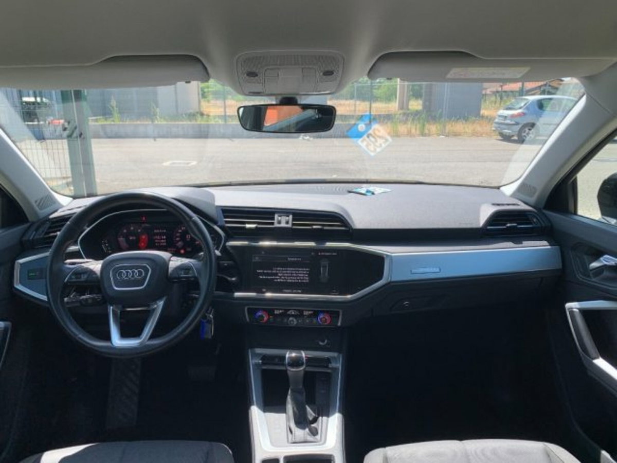 Audi Q3 35 TDI quattro S tronic Business Advanced (11)