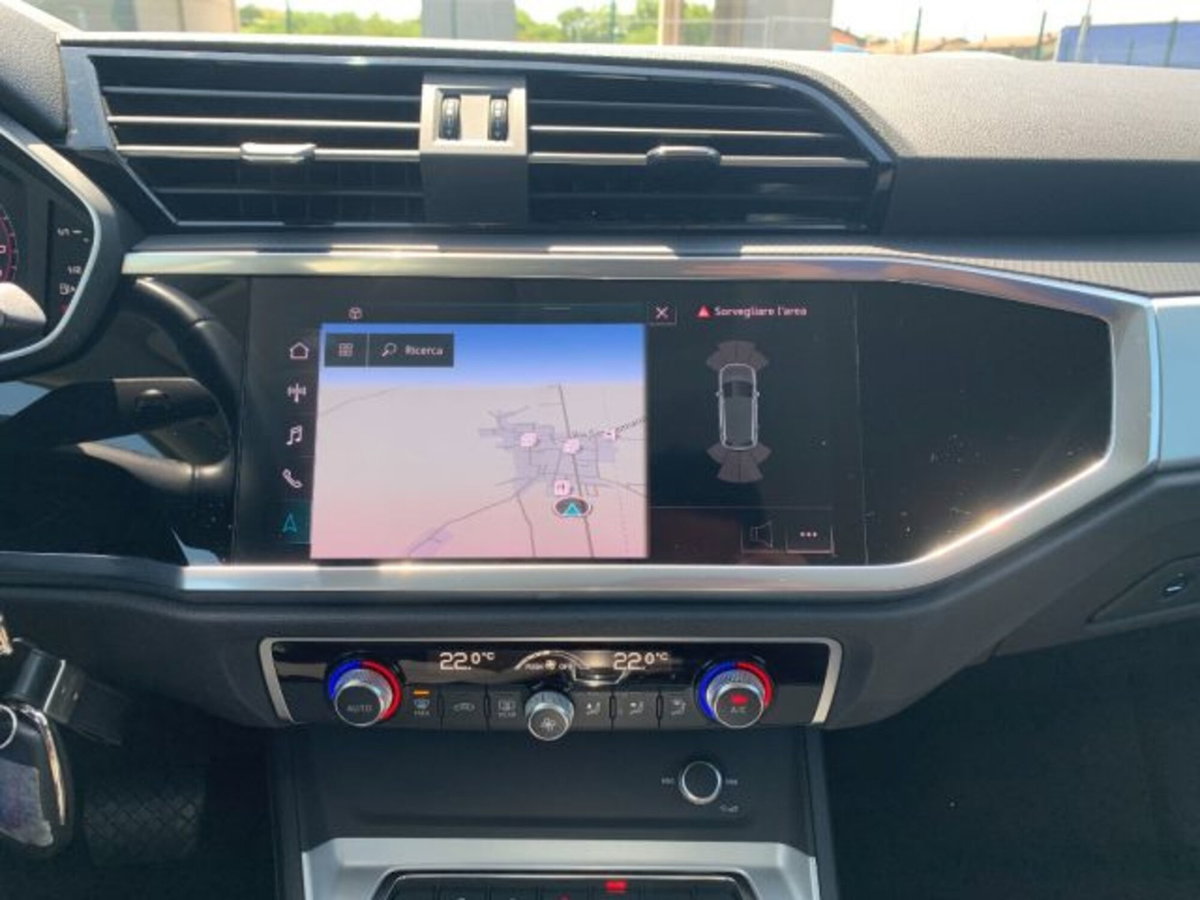 Audi Q3 35 TDI quattro S tronic Business Advanced (13)