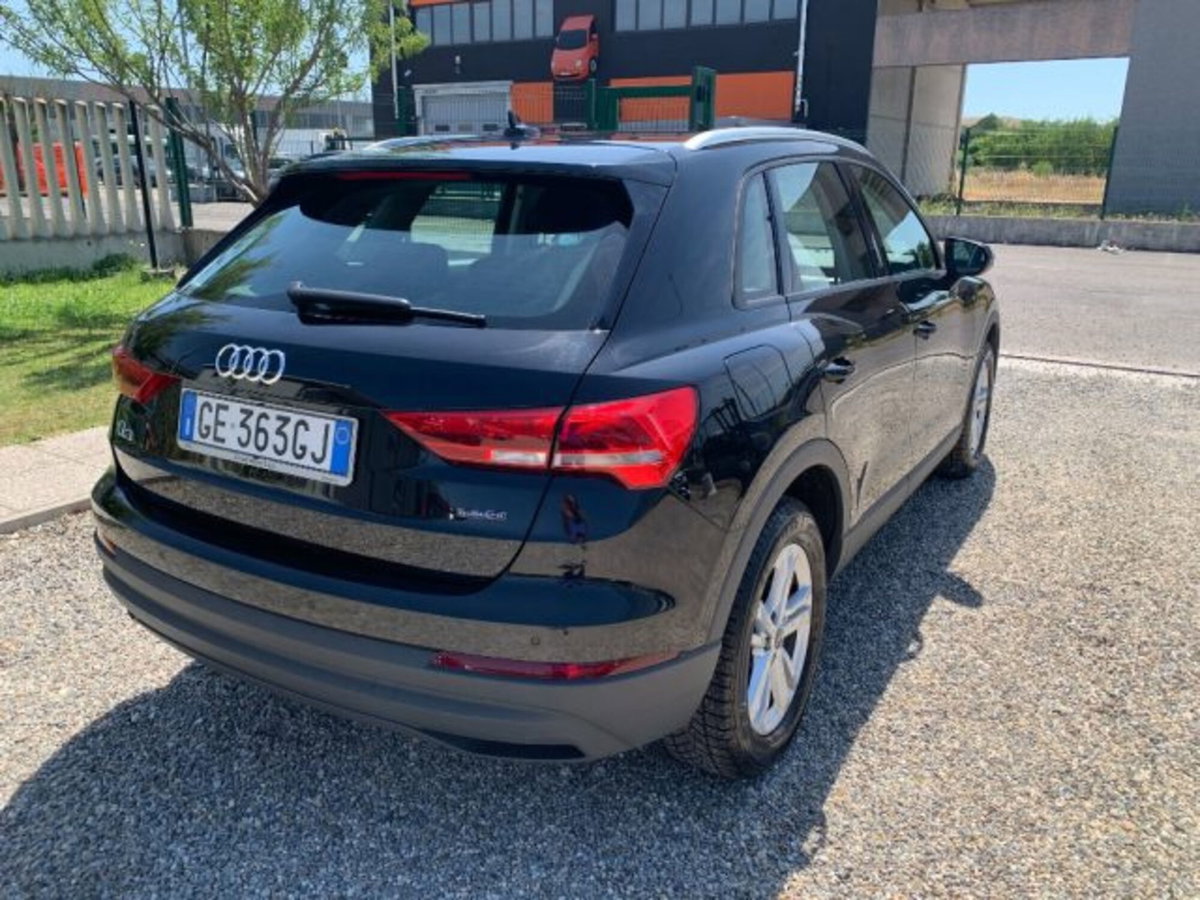 Audi Q3 35 TDI quattro S tronic Business Advanced (5)
