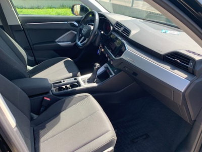 Audi Q3 35 TDI quattro S tronic Business Advanced (9)