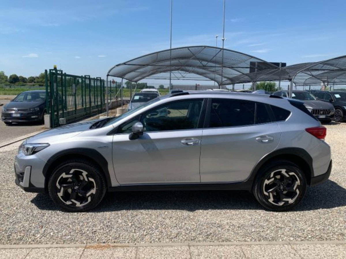 Subaru XV 2.0i e-Boxer MHEV Lineartronic Premium (2)