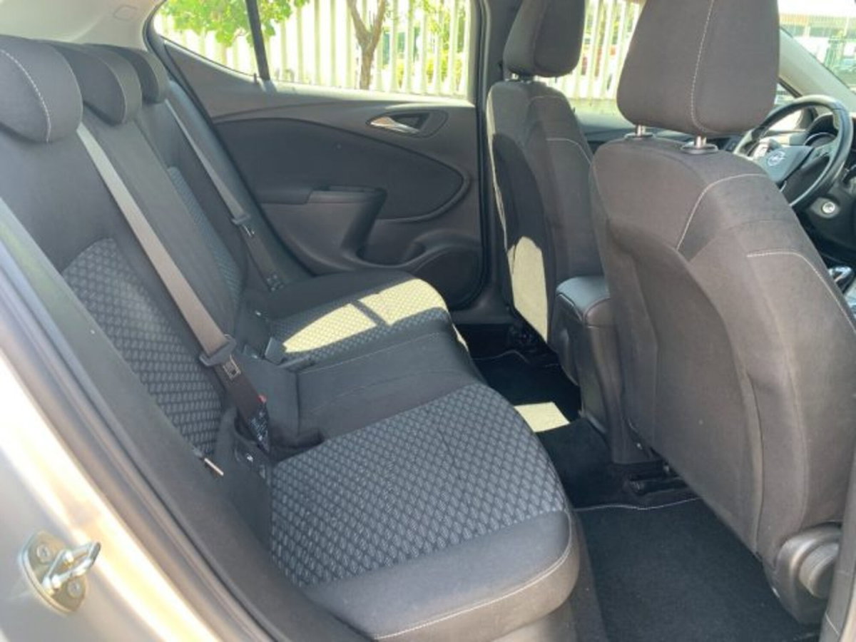 Opel Astra 1.4 Ecotec 5 porte Elective (11)