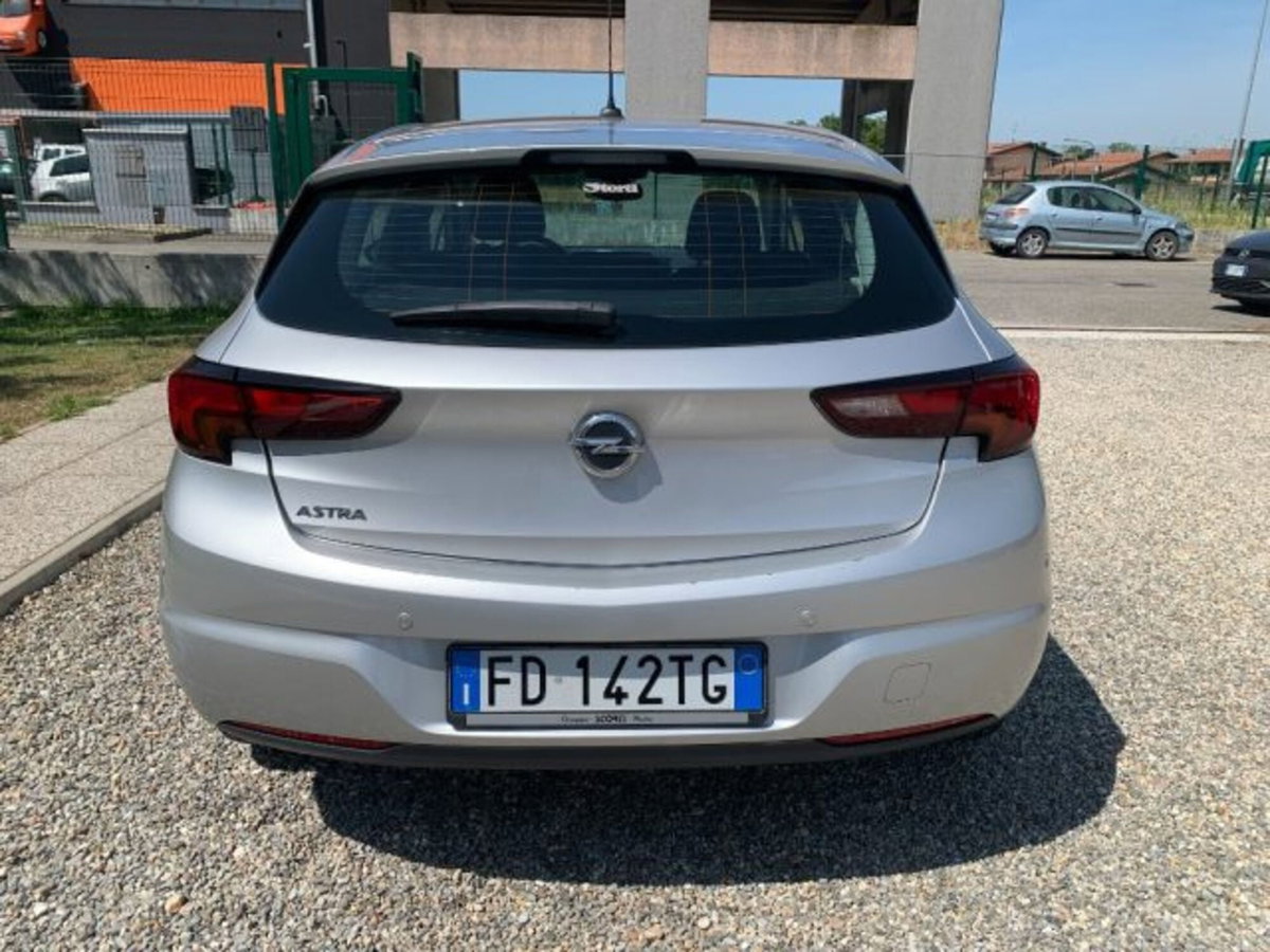 Opel Astra 1.4 Ecotec 5 porte Elective (6)