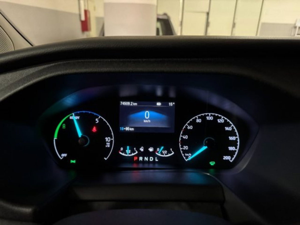 Ford Tourneo Custom 320 1.0 Ecoboost 126CV PHEV PC Titanium (19)