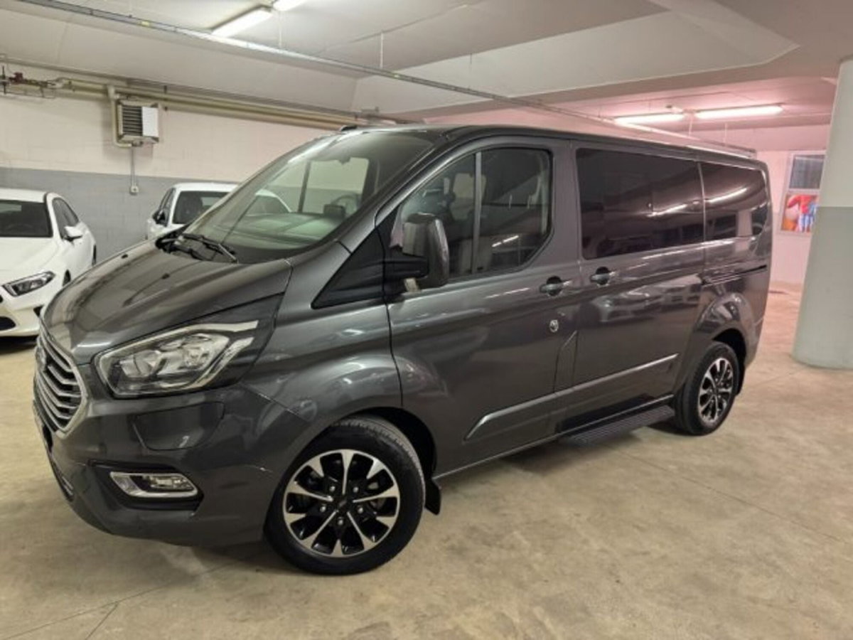 Ford Tourneo Custom 320 1.0 Ecoboost 126CV PHEV PC Titanium (4)