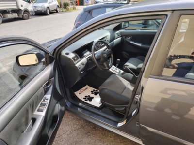 Toyota Corolla 1.D-4D M-MT 5 porte Sol ESP (10)