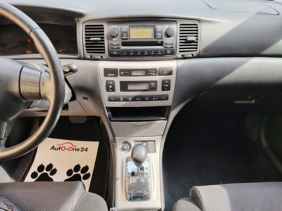Toyota Corolla 1.D-4D M-MT 5 porte Sol ESP (13)