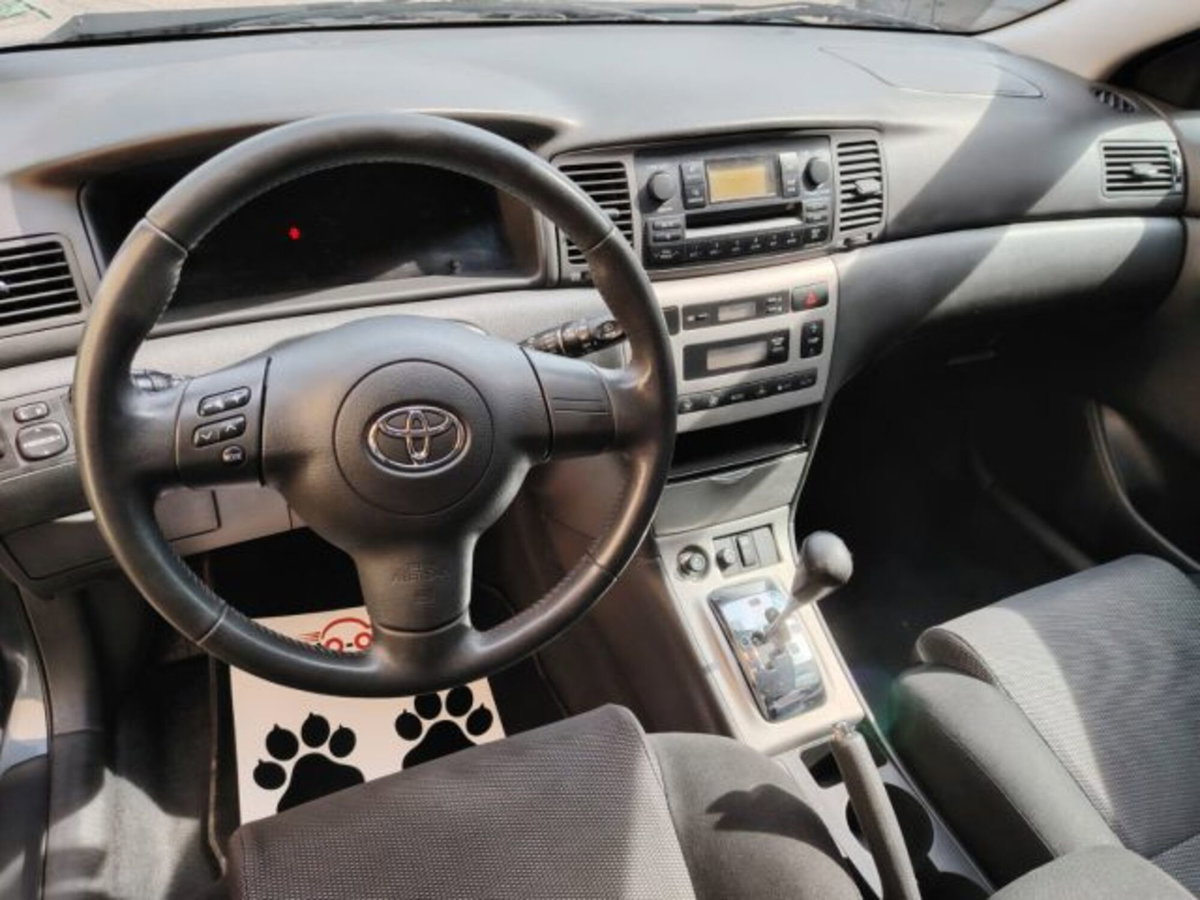 Toyota Corolla 1.D-4D M-MT 5 porte Sol ESP (14)