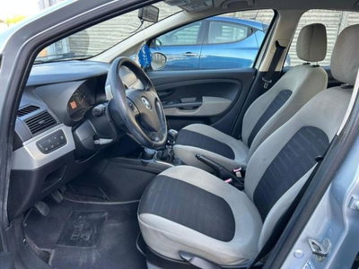 Fiat Grande Punto 1.2 5 porte (5)